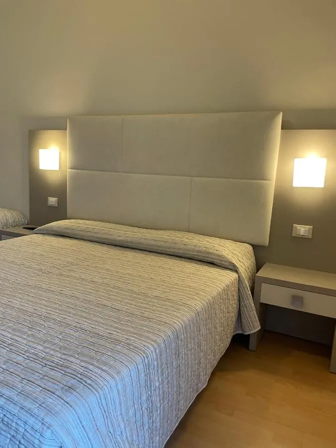 Hotel Vera Cesenatico 2*,